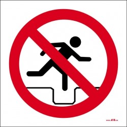 Prohibido saltar las zanjas